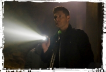 Dean flashlight Supernatural The Chitters