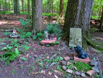 Lily Dale Pet Cemetery knome